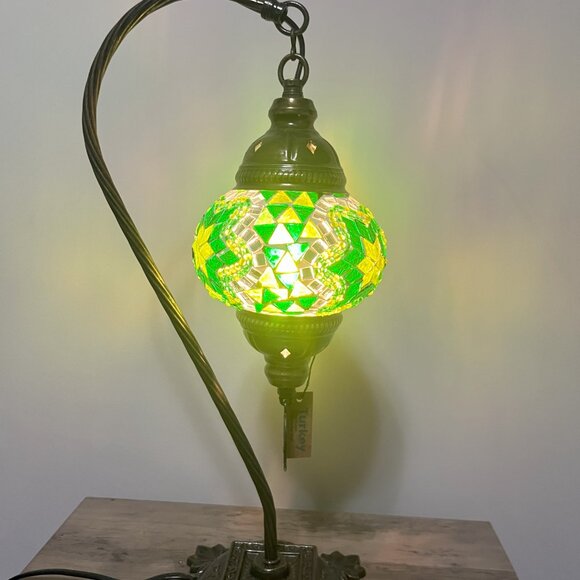 Mosaic Table Lamp Green  Bedside Lampshade Light - Picture 2 of 9